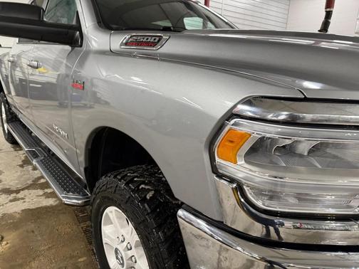 2022 RAM 2500 Big Horn Crew Cab 4x4 6'4' Box