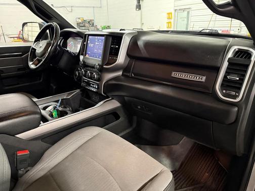 2022 RAM 2500 Big Horn Crew Cab 4x4 6'4' Box