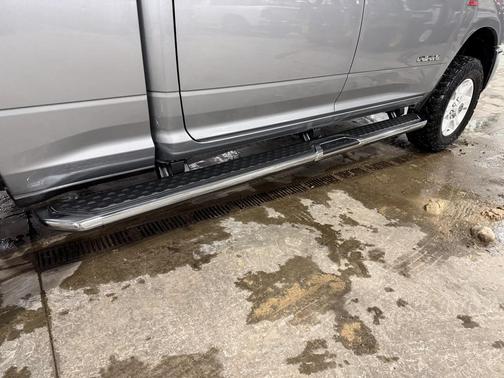 2022 RAM 2500 Big Horn Crew Cab 4x4 6'4' Box