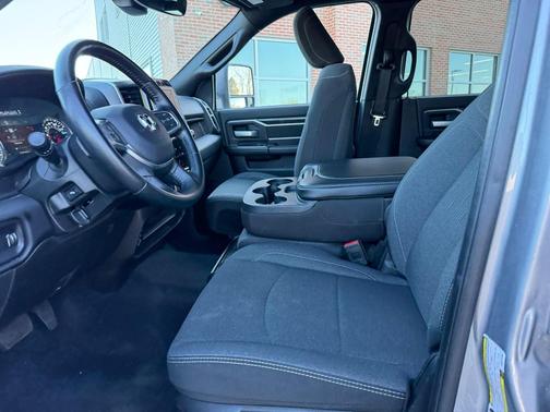 Billet Silver Metallic Clearcoat 2024 RAM 2500 Big Horn Crew Cab 4x4 6'4' Box