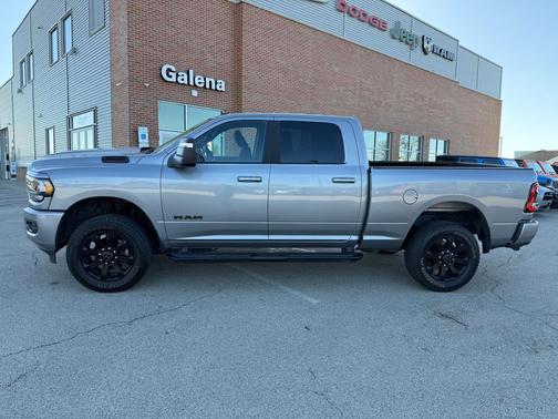 Billet Silver Metallic Clearcoat 2024 RAM 2500 Big Horn Crew Cab 4x4 6'4' Box