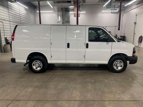 2019 Chevrolet Express 2500 Work Van