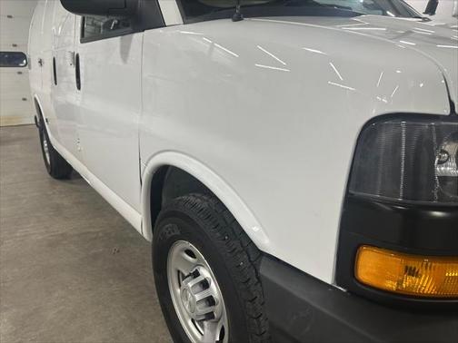 2019 Chevrolet Express 2500 Work Van