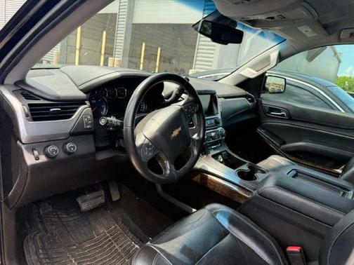 2017 Chevrolet Suburban LT