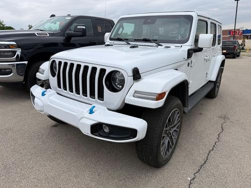 White 2022 Jeep Wrangler Unlimited Sahara High Altitude 4x4
