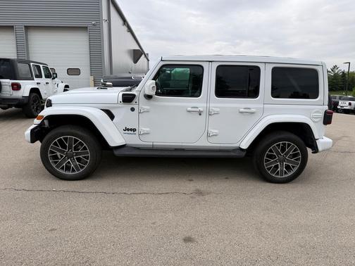 White 2022 Jeep Wrangler Unlimited Sahara High Altitude 4x4