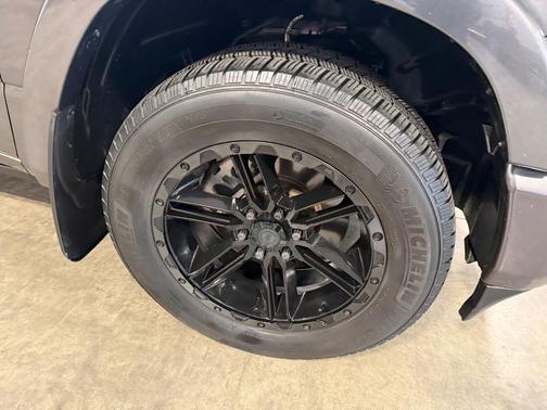 Granite Crystal Metallic Clearcoat 2021 RAM 1500 Limited