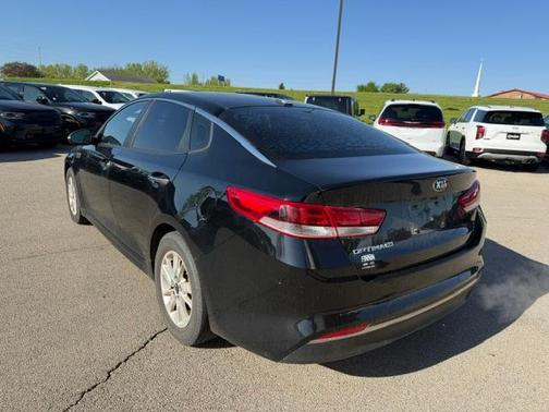 Ebony Black 2016 Kia Optima LX