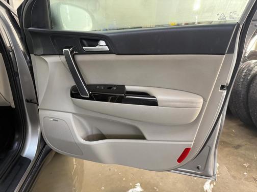 2020 Kia Sportage EX