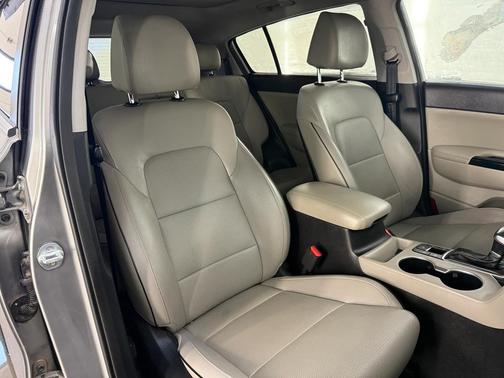 2020 Kia Sportage EX