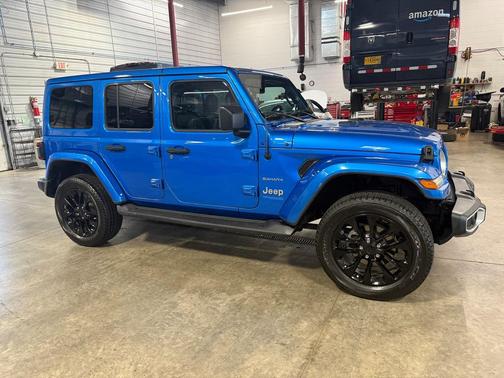 Hydro Blue Pearlcoat 2021 Jeep Wrangler Unlimited 4xe Sahara