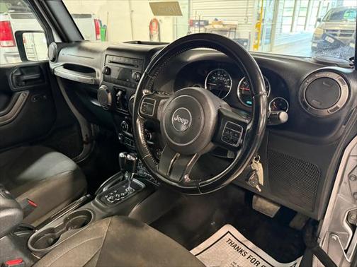 2017 Jeep Wrangler Unlimited Sport RHD