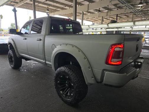 2022 RAM 2500 Big Horn Crew Cab 4x4 6'4' Box