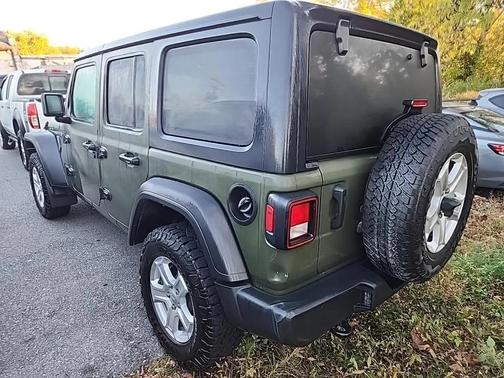 2022 Jeep Wrangler Unlimited Sport