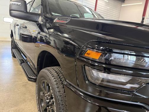 Black 2025 RAM 2500 Big Horn Crew Cab 4x4 6'4' Box