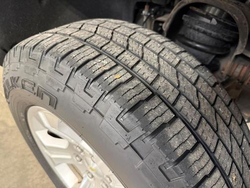 Summit White 2015 Chevrolet Silverado 1500 2LT