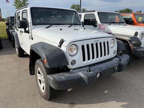 Bright White Clearcoat 2017 Jeep Wrangler Unlimited Sport RHD