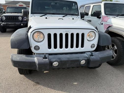 Bright White Clearcoat 2017 Jeep Wrangler Unlimited Sport RHD
