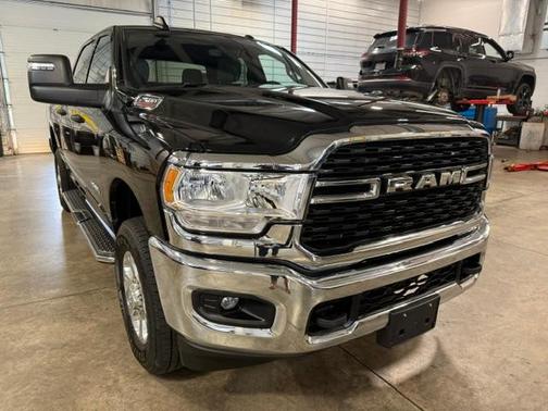 Black 2024 RAM 2500 Big Horn Crew Cab 4x4 6'4' Box