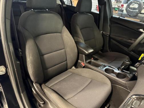 2016 Chevrolet Cruze LT Auto