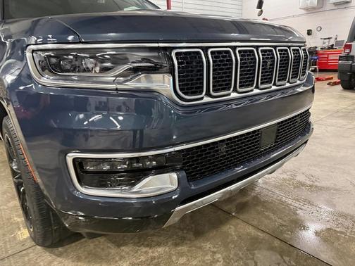 2024 Jeep Wagoneer Series III 4x4