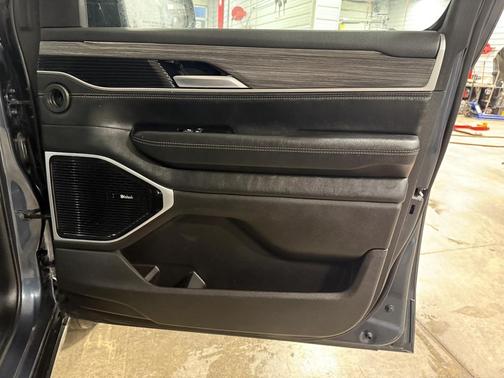 2024 Jeep Wagoneer Series III 4x4