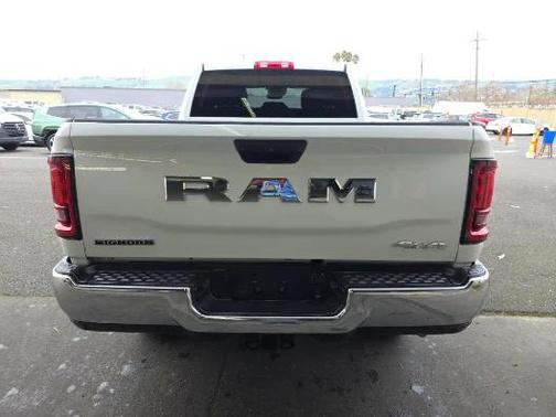 2025 RAM 2500 Big Horn Crew Cab 4x4 6'4' Box