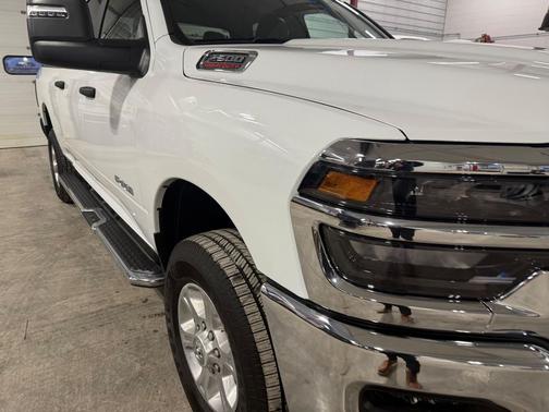 2025 RAM 2500 Big Horn Crew Cab 4x4 6'4' Box