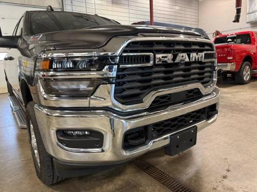 Granite Crystal Metallic Clearcoat 2025 RAM 2500 Big Horn Crew Cab 4x4 6'4' Box