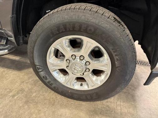 Granite Crystal Metallic Clearcoat 2025 RAM 2500 Big Horn Crew Cab 4x4 6'4' Box