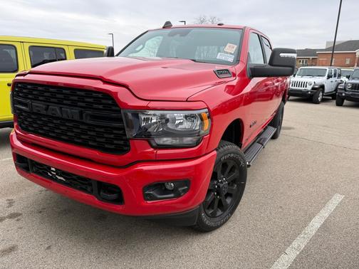 2024 RAM 2500 Big Horn Crew Cab 4x4 6'4' Box