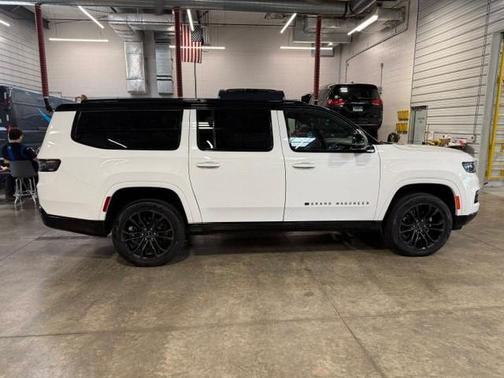 Bright White Clearcoat 2023 Jeep Grand Wagoneer L Series III Obsidian 4x4