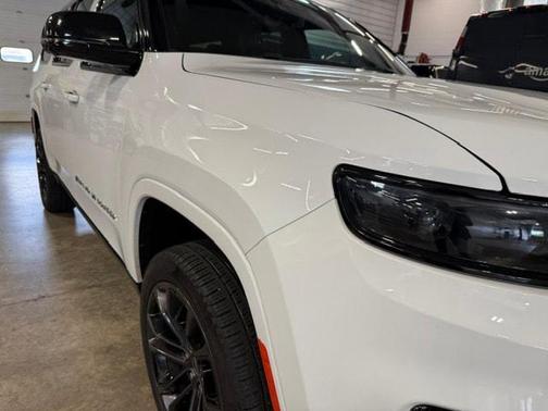Bright White Clearcoat 2023 Jeep Grand Wagoneer L Series III Obsidian 4x4