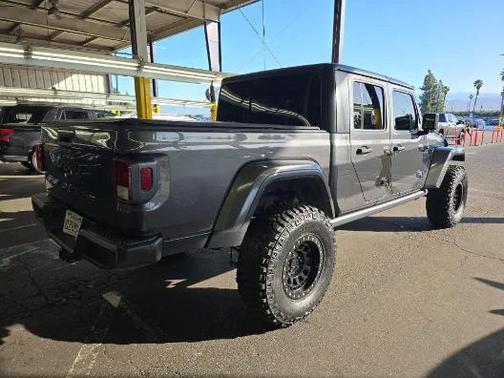 2021 Jeep Gladiator Willys 4x4