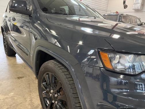 2017 Jeep Grand Cherokee Altitude