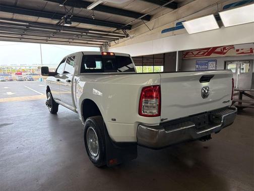 Bright White Clearcoat 2023 RAM 3500 Tradesman Crew Cab 4x4 8' Box
