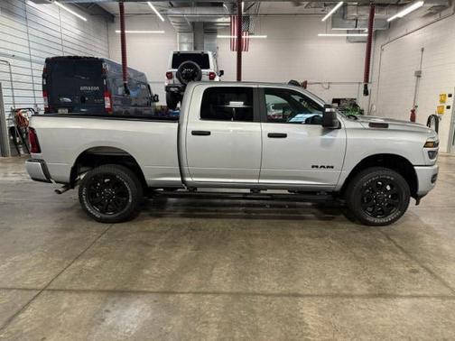 Silver Zynith 2026 RAM 2500 Big Horn Crew Cab 4x4 6'4' Box