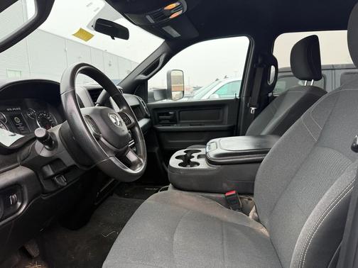 2021 RAM 2500 Tradesman Crew Cab 4x4