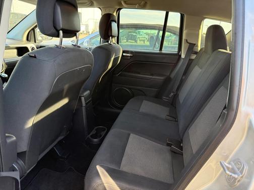2011 Jeep Compass Sport