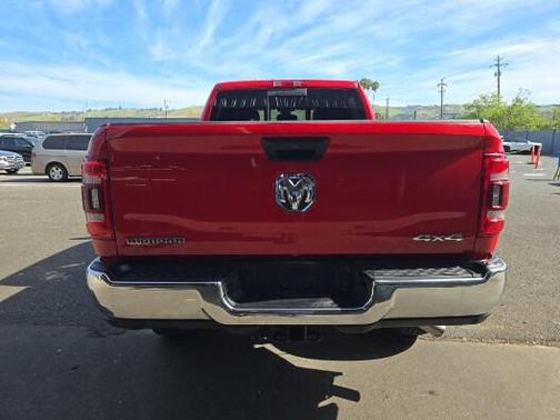 Flame Red Clearcoat 2024 RAM 2500 Big Horn Crew Cab 4x4 6'4' Box