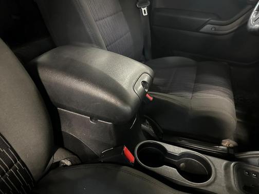 2011 Jeep Wrangler Unlimited Sport