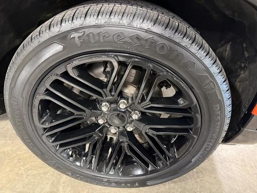 2024 Jeep Wagoneer Series II Carbide 4x4