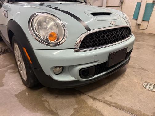 2011 MINI Cooper S Base