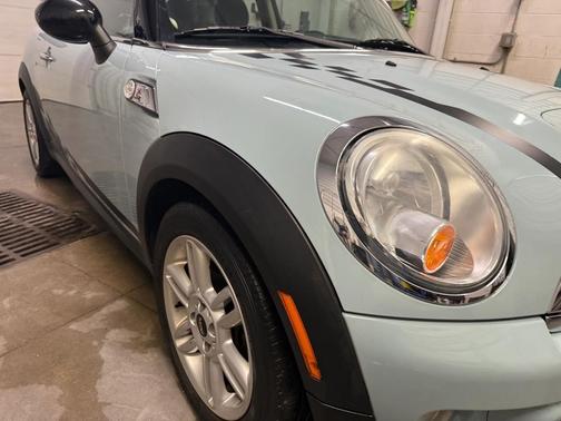 2011 MINI Cooper S Base