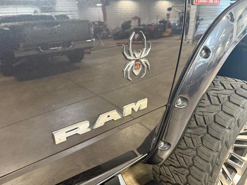 2022 RAM 3500 Laramie Crew Cab 4x4 6'4' Box