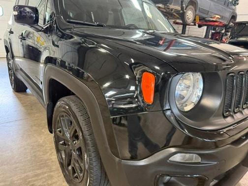 Black 2017 Jeep Renegade Altitude