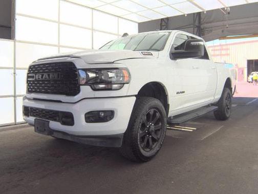 Bright White Clearcoat 2024 RAM 2500 Big Horn Crew Cab 4x4 6'4' Box