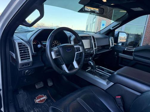 2015 Ford F-150 Platinum