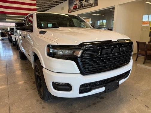 Bright White Clearcoat 2025 RAM 1500 Big Horn/Lone Star