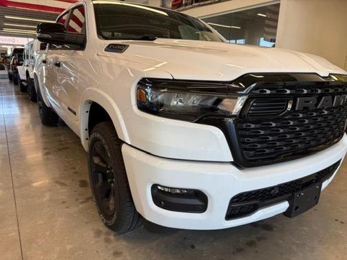 Bright White Clearcoat 2025 RAM 1500 Big Horn/Lone Star